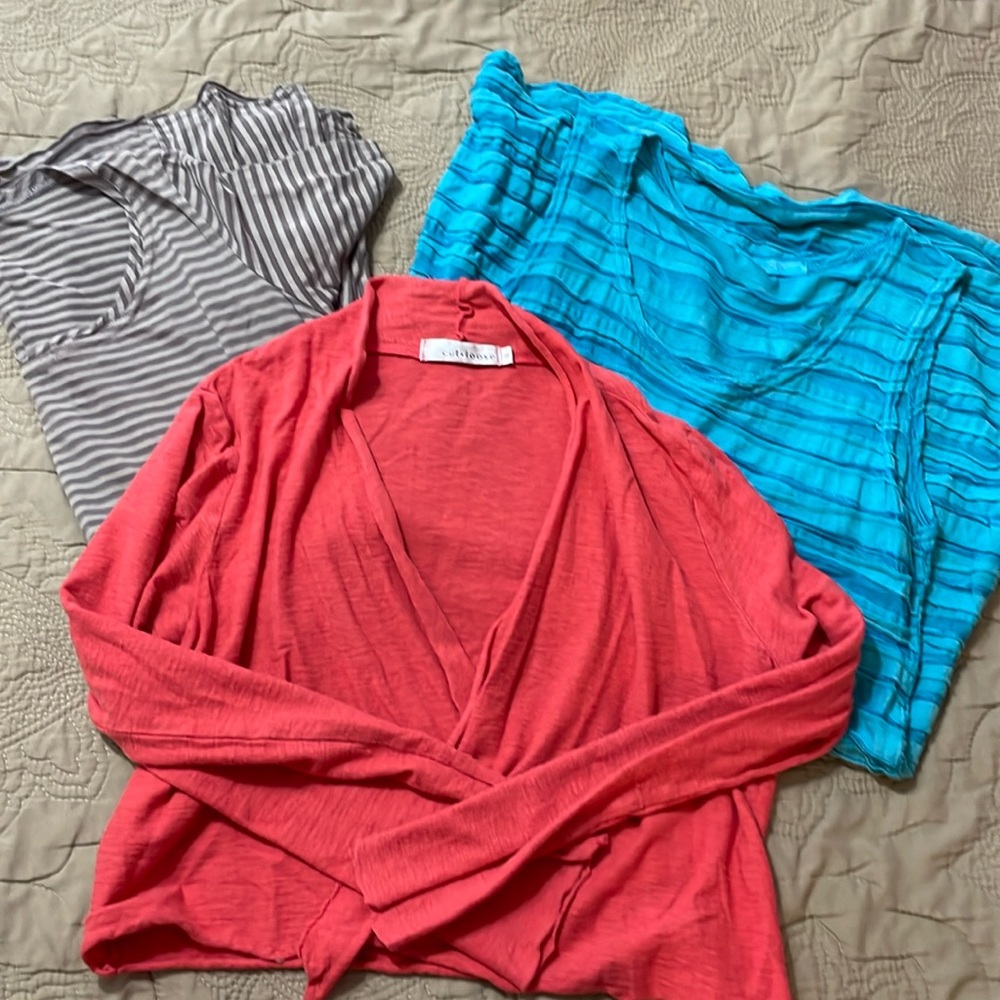 Cut loose lot of 3